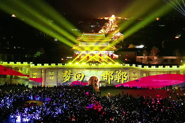 暗場景區(qū)沒人氣？燈光亮化工程秒變“夜間打卡地”！