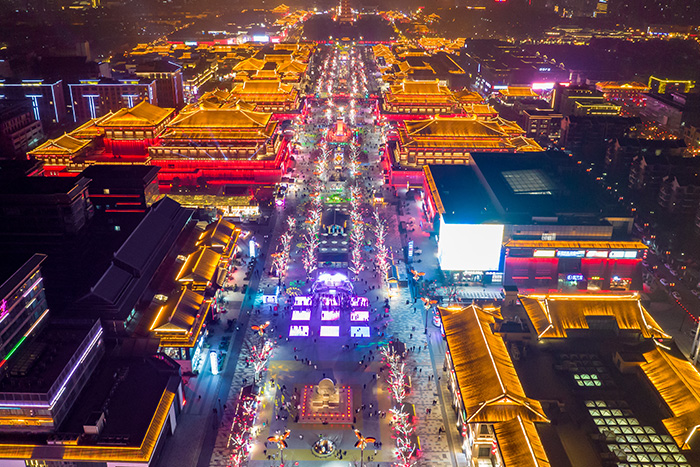 夜游經(jīng)濟(jì)爆發(fā)！景區(qū)亮化如何讓客流量暴漲？